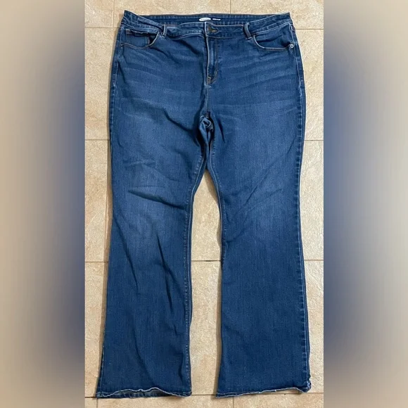 Womens Old Navy Micro Flare Blue Jeans Plus Size 18 Regular Mid Rise (38x31) - Picture 3 of 6